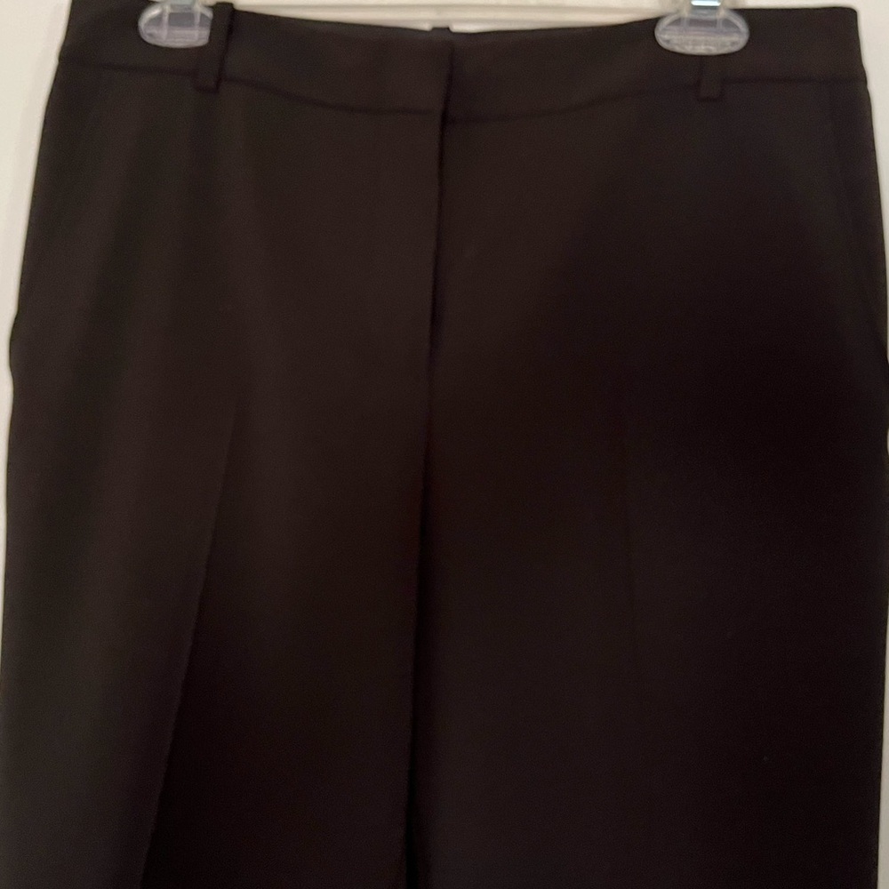 BCBG   Black cropped pants